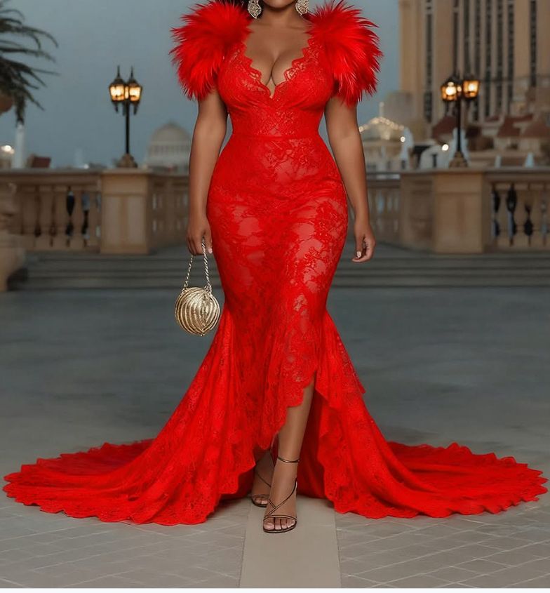 Création sur Mesure — Robe de Soirée Rouge Sirène Dentelle & Plumes